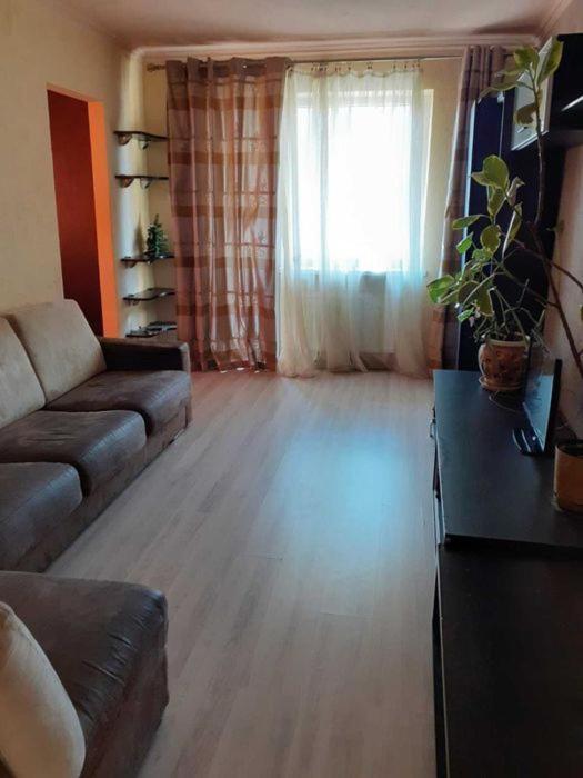 Заселення По Коду В 2 Кімнатну Квартиру В Центре Uzhhorod Luaran gambar
